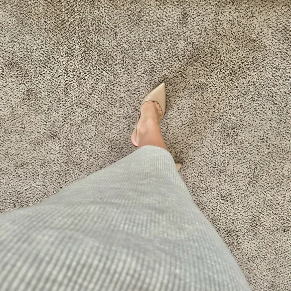 | abercrombie & fitch • cream heathered ribbed sweater skirt • large | - Picture 4 of 7